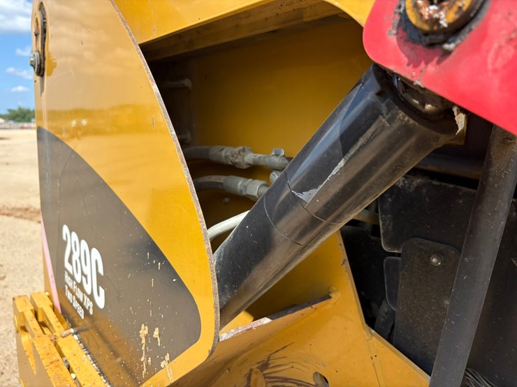 #2480-•-2011-caterplillar-289c-tracked-skid-steer-image-40
