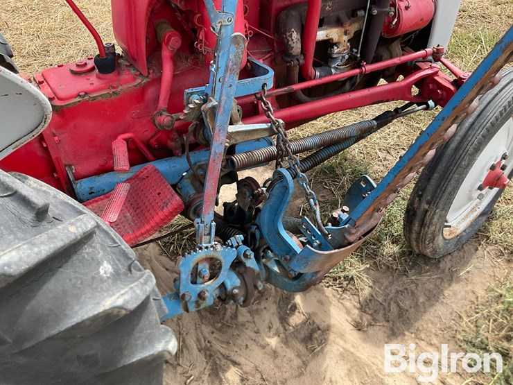 ford-8n-image-11
