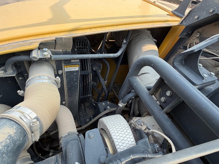 2018-komatsu-hm400-5-image-86