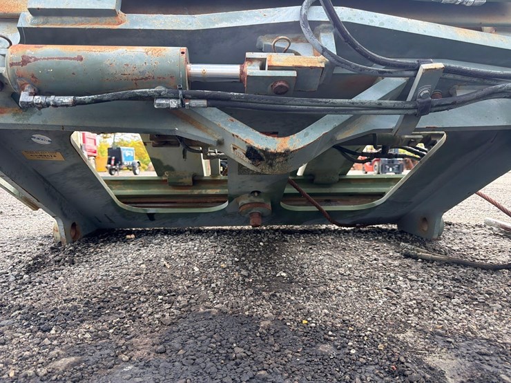 john-deere-624-image-4