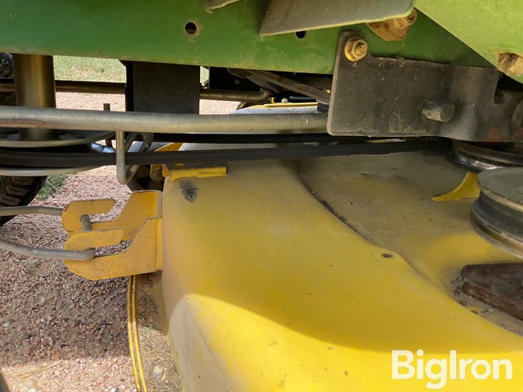john-deere-lt133-image-14