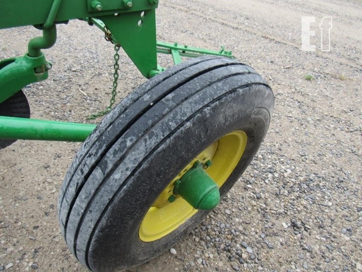 john-deere-14-image-7