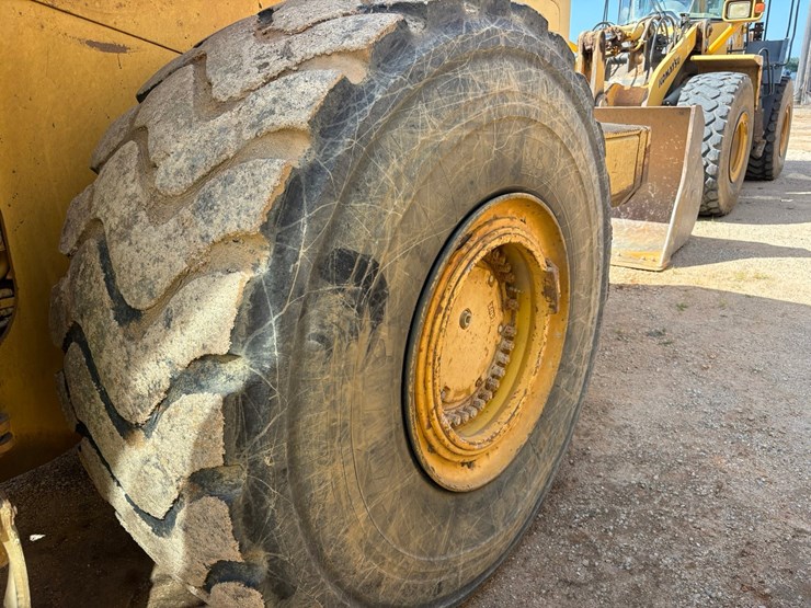 komatsu-wa500-1le-image-104
