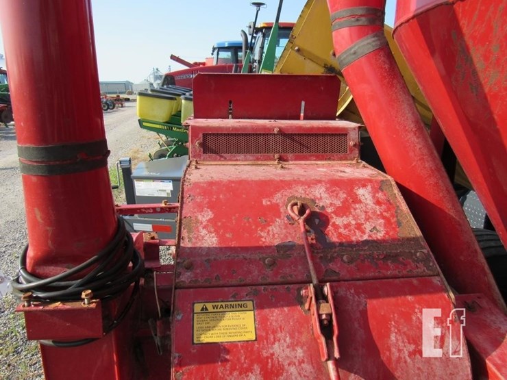 355-new-holland-355-image-3