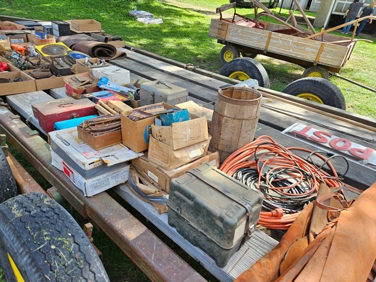 #8000-•-live-on-the-ground-only-items-image-5