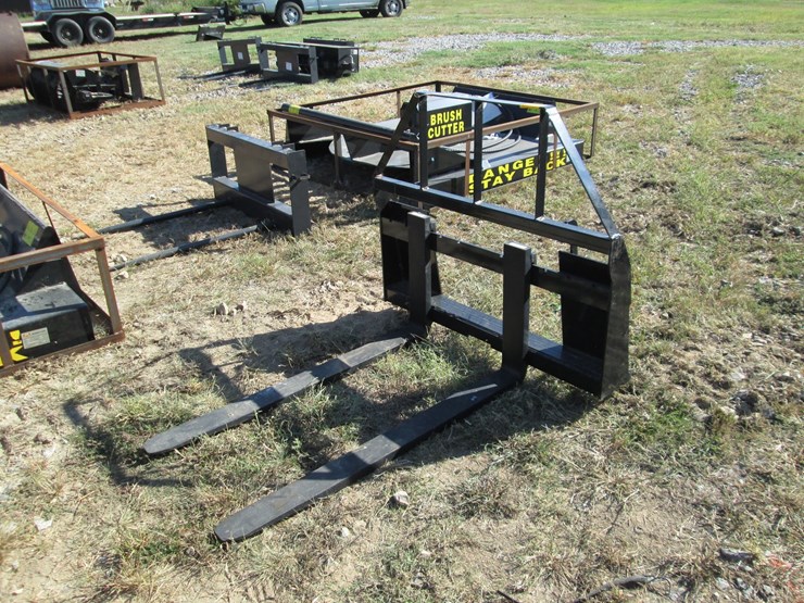 #50114-•-unused-4'-skid-steer-forks-inv#50114-image-1