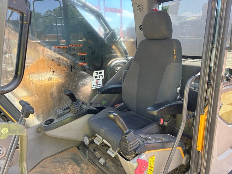 2020-volvo-ec480el-image-37