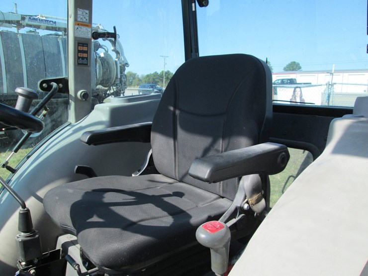 mahindra-2555-image-28