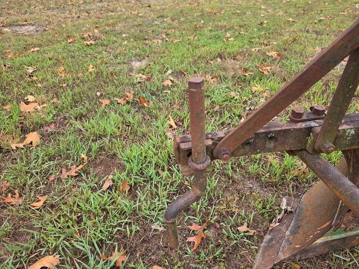 #25270-•-ferguson-2-bottom-plow-image-16