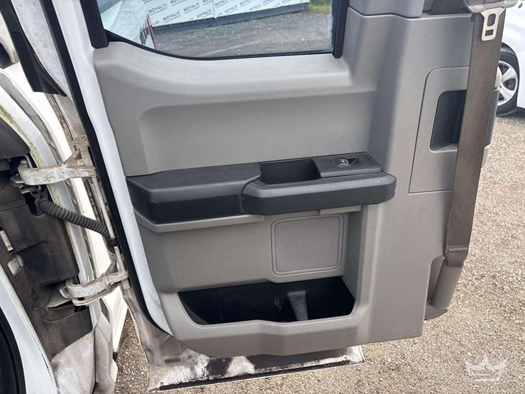 2017-ford-f150-image-23
