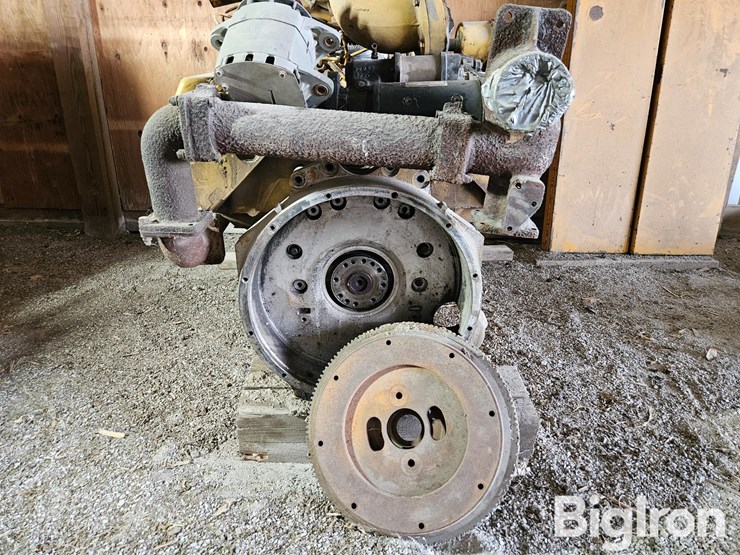 caterpillar-3208-image-12