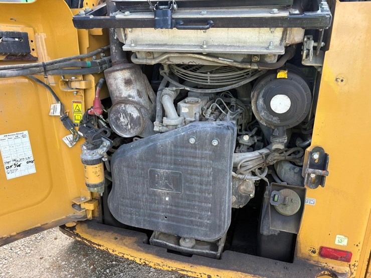 #2480-•-2011-caterplillar-289c-tracked-skid-steer-image-25