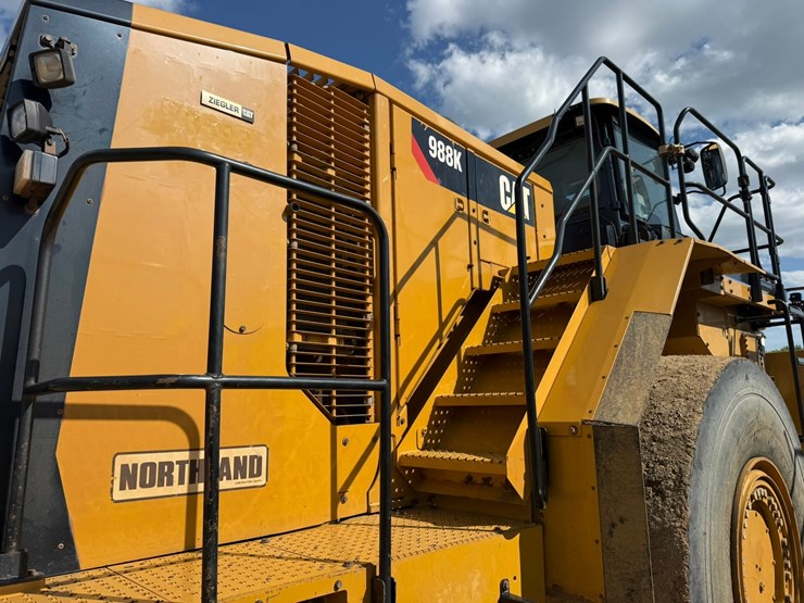 2017-caterpillar-988k-image-107