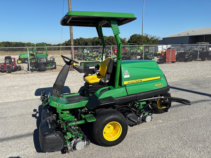 john-deere-8000a-image-1
