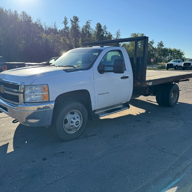 2014 CHEVROLET 3500