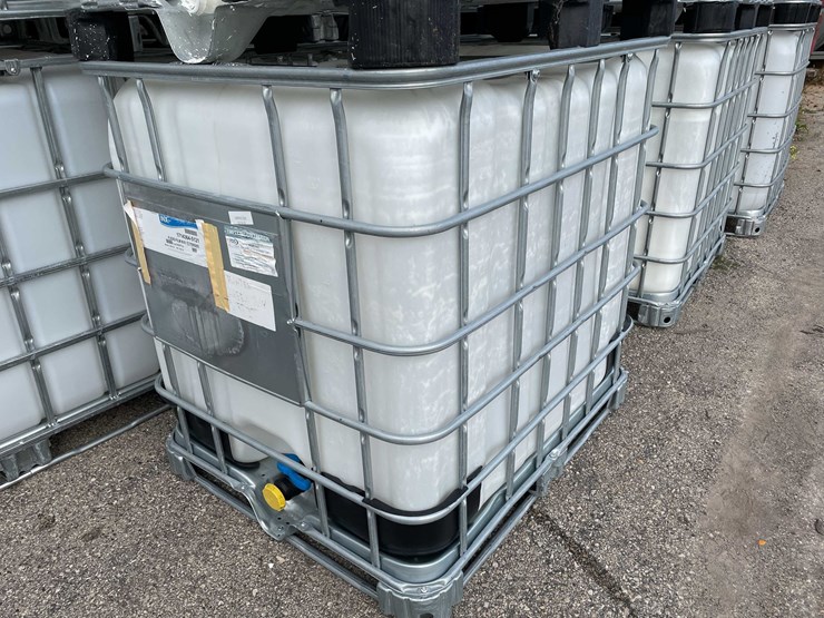 #4007-•-275-gallon-ibc-caged-totes-(of)-image-3