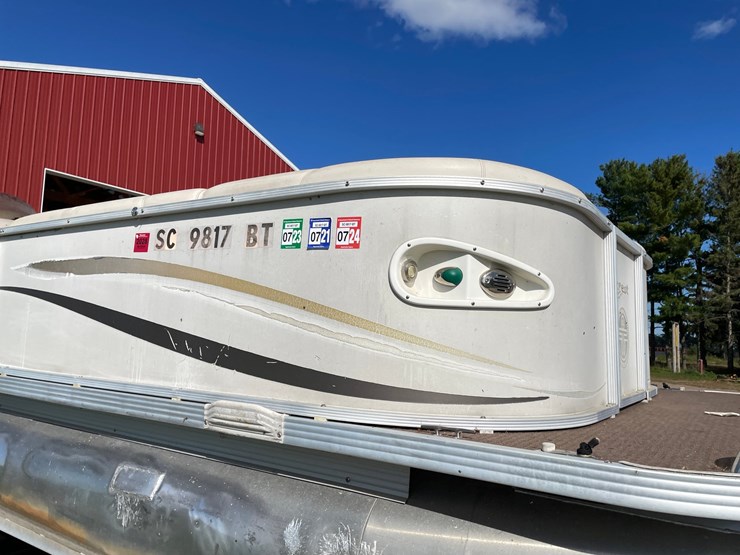#1611-•-2006-crest-caribbean-24'-tri-toon-with-2022-mid-america-bunk-trailer-(has-title)-image-52
