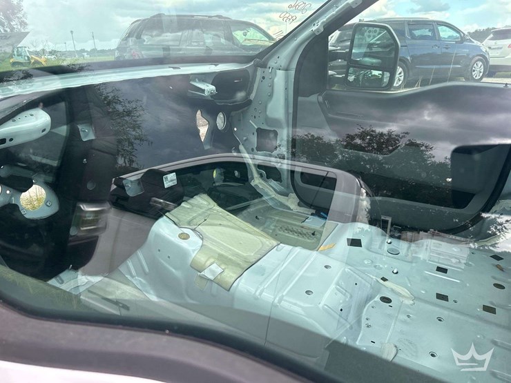2025-ford-f550-image-6