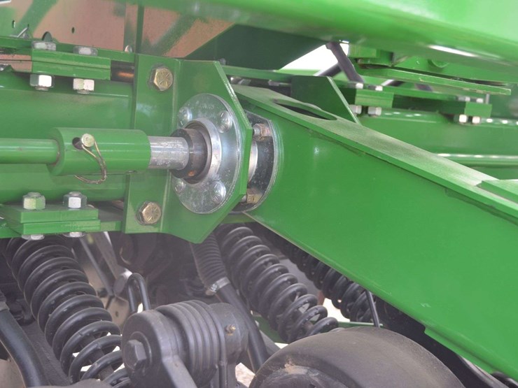 2016-john-deere-1590-image-7