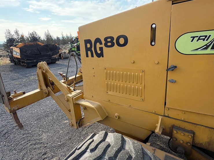 2000-new-holland-rg80-image-33