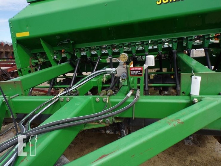 2000-john-deere-1560-image-4