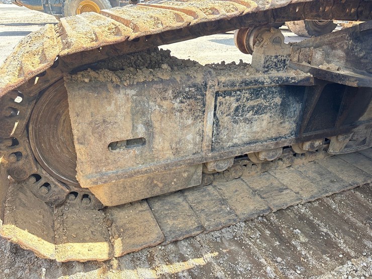 2012-deere-470g-lc-image-122