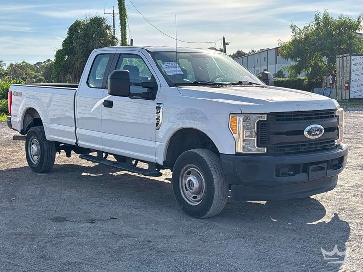 2017-ford-f250-image-2