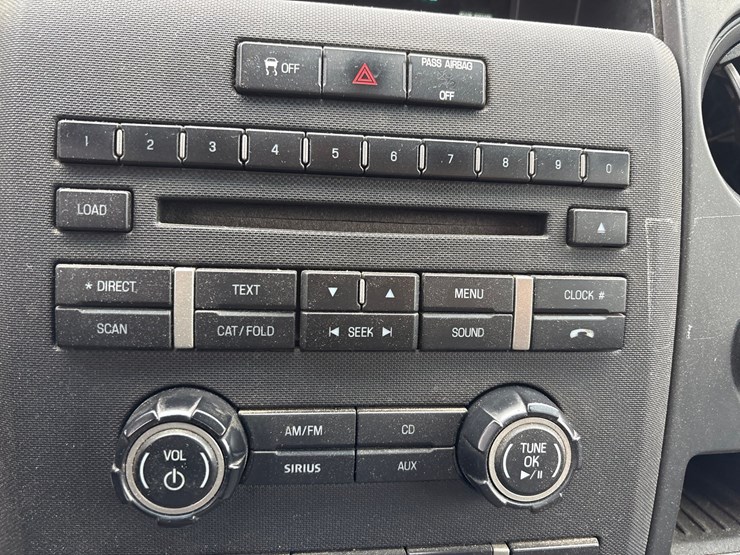 2012-ford-f150-image-46