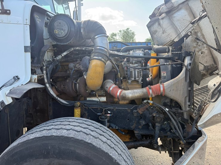 2007-caterpillar-c15-image-22