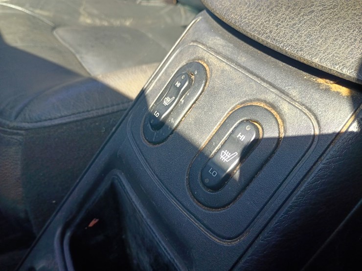2002-dodge-durango-image-45