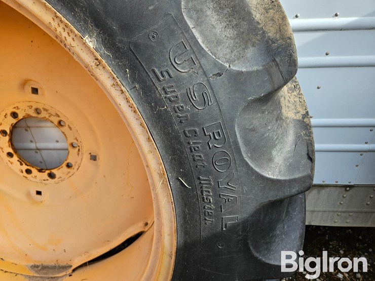 massey-ferguson-14-image-12