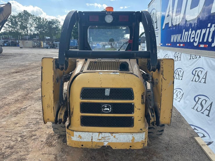 2003-john-deere-240-image-4
