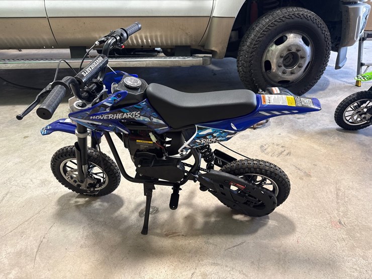 #2500-•-four-stroke-kids-motorcycle-image-1