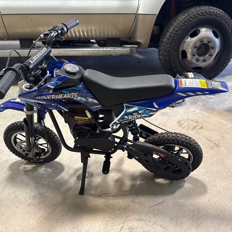 #2500 • Four stroke kids motorcycle