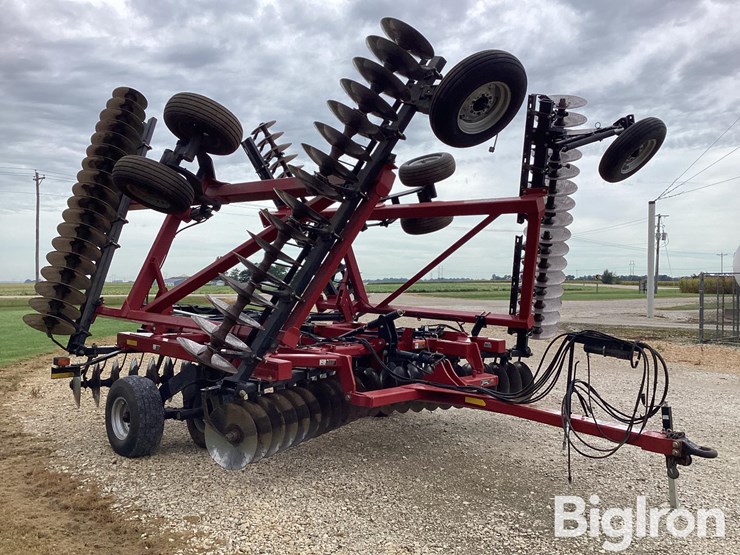 2008-case-ih-340-image-3