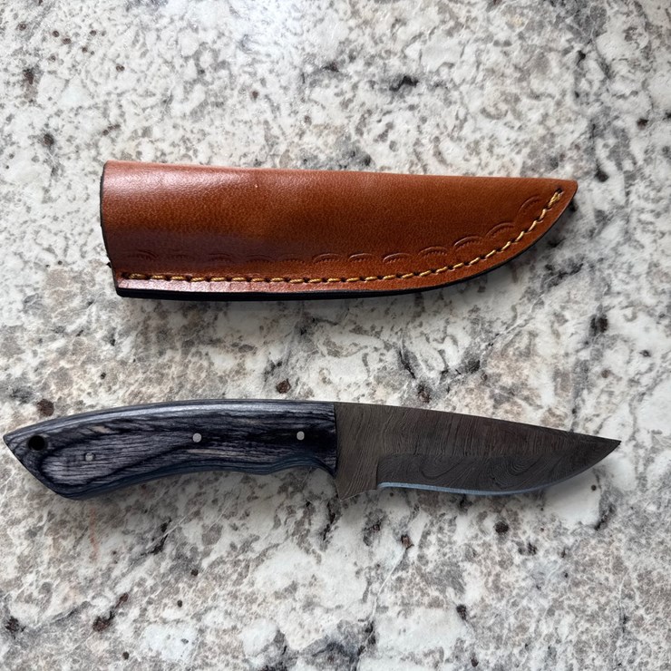#1511 • Custom Damascus Blade Knife