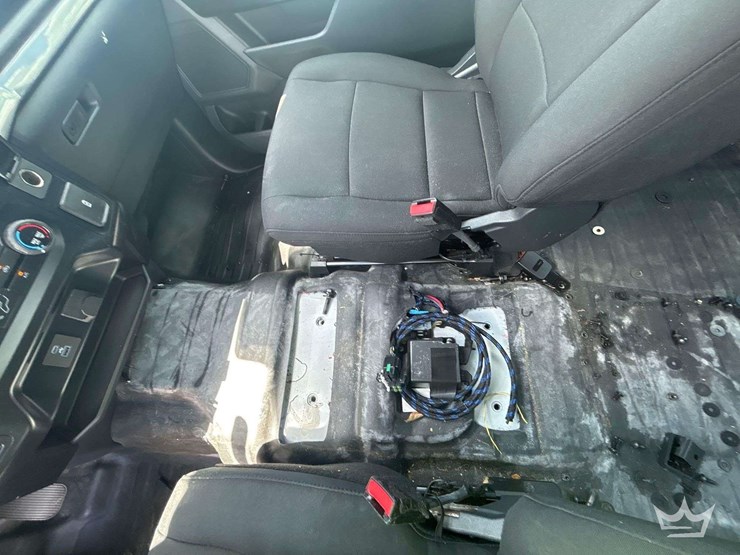 2022-ford-f150-image-18