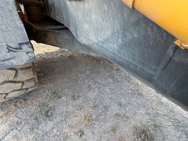 2018-komatsu-hm400-5-image-33
