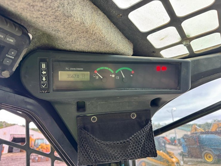 2019-deere-333g-image-24