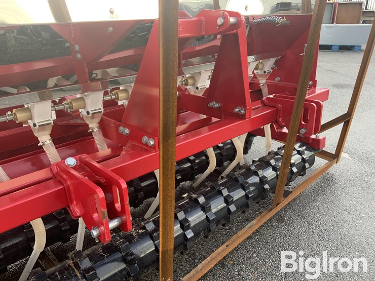 2026-massey-ferguson-730-image-9