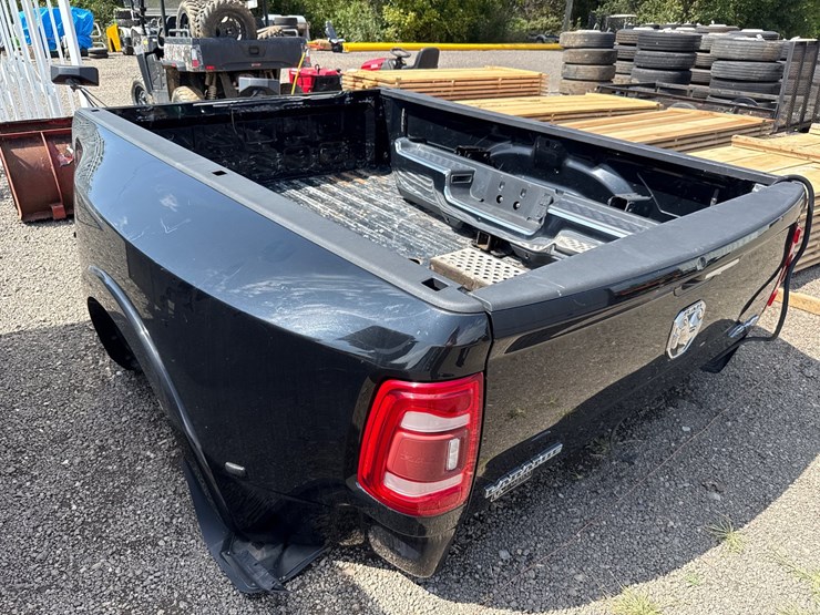 #6093-•-dodge-8'-pickup-truck-bed-image-5