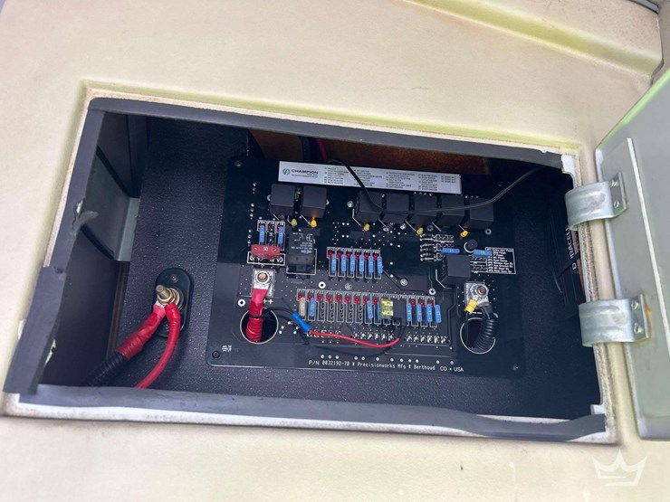 2017-ford-e450-image-25