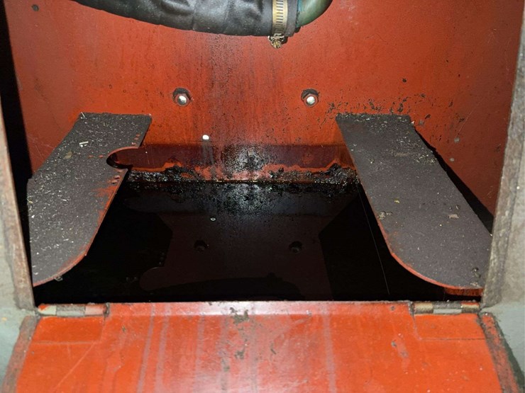 colchester-lathe,-2300-&-1150-r.p.m-spindle-speeds-image-7