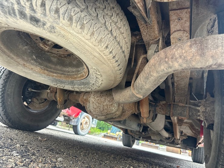 2001-ford-f350-image-55