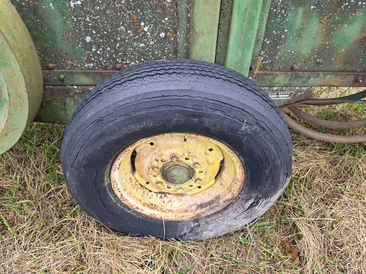 john-deere-14t-image-25