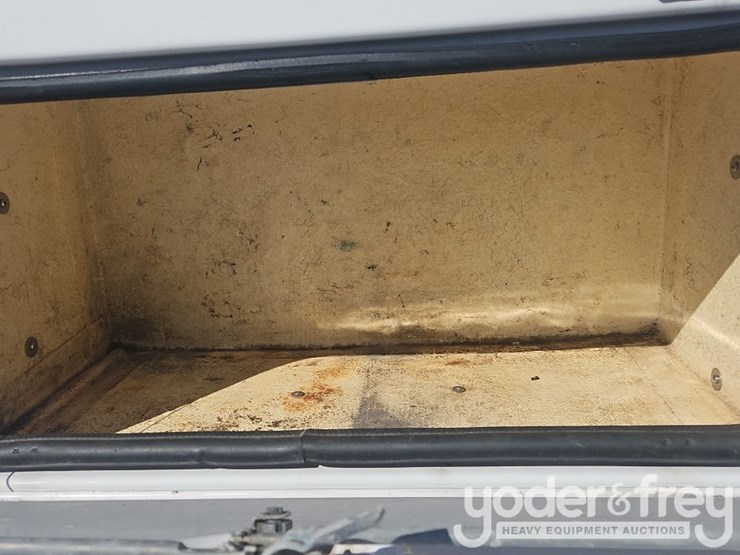 2012-ford-f450-image-56