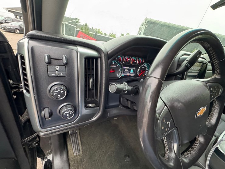 2015-chevrolet-silverado-1500-z71-image-36