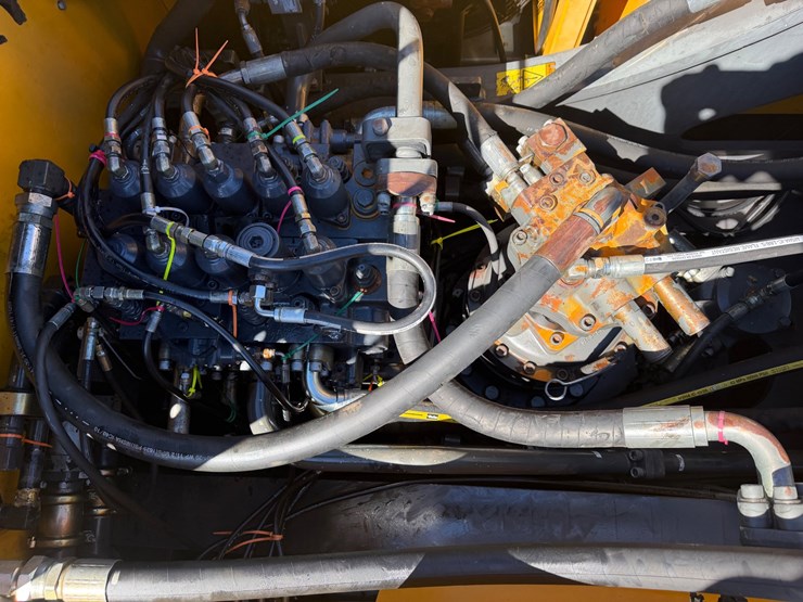 volvo-ec330-image-18