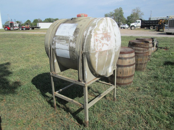 #46118-•-tank-works-130gal-poly-tank-w/-stand-inv#46118-image-2