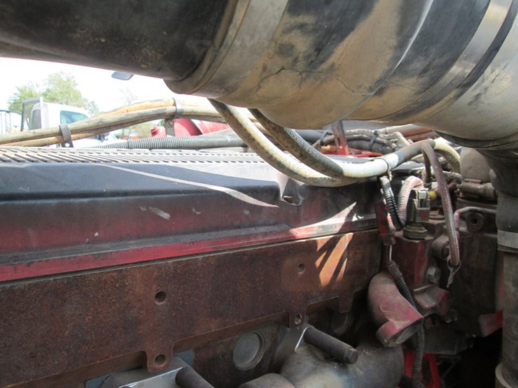 2006-peterbilt-389-image-22